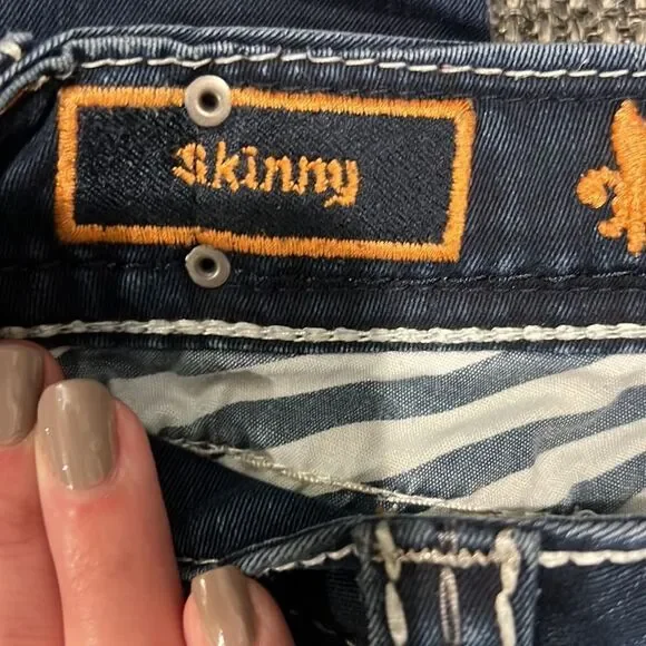 Rock Revival | Sherry Skinny - Picture 4 of 6